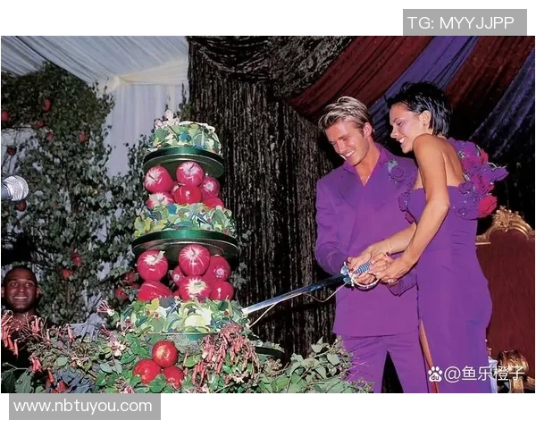 和世界足球巨星甜蜜交往背后的爱情故事与人生启示